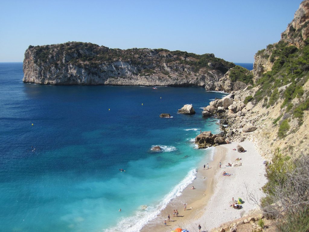 5 OF THE PRETTIEST BEACHES IN COSTA BLANCA