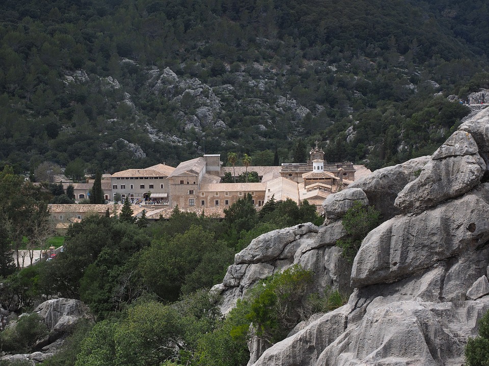 Majorca and the “Ruta de la Pedra en Sec” (Dry Stone Route), Intangible Heritage of Humanity.