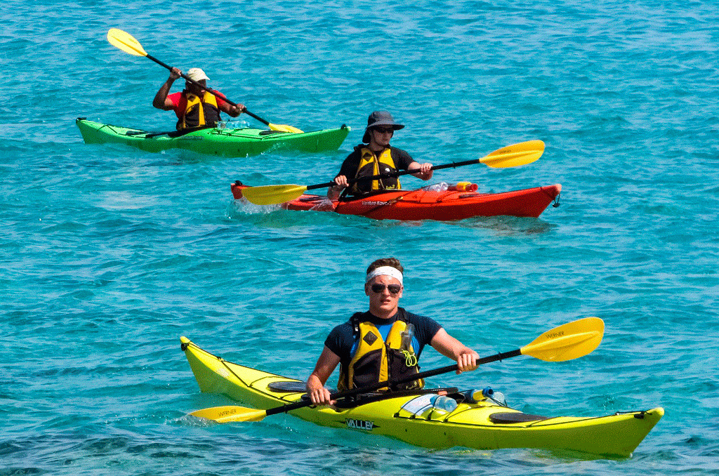 Excursión en kayak en el Mediterráneo
