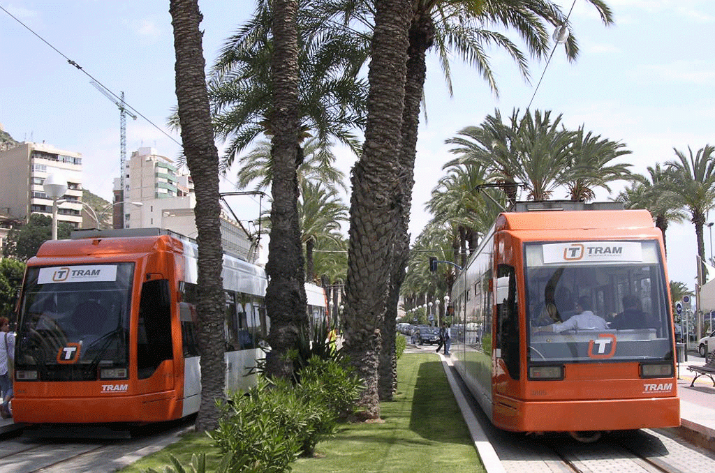 El Tram es uno de los medios de transporte de Alicante más populares