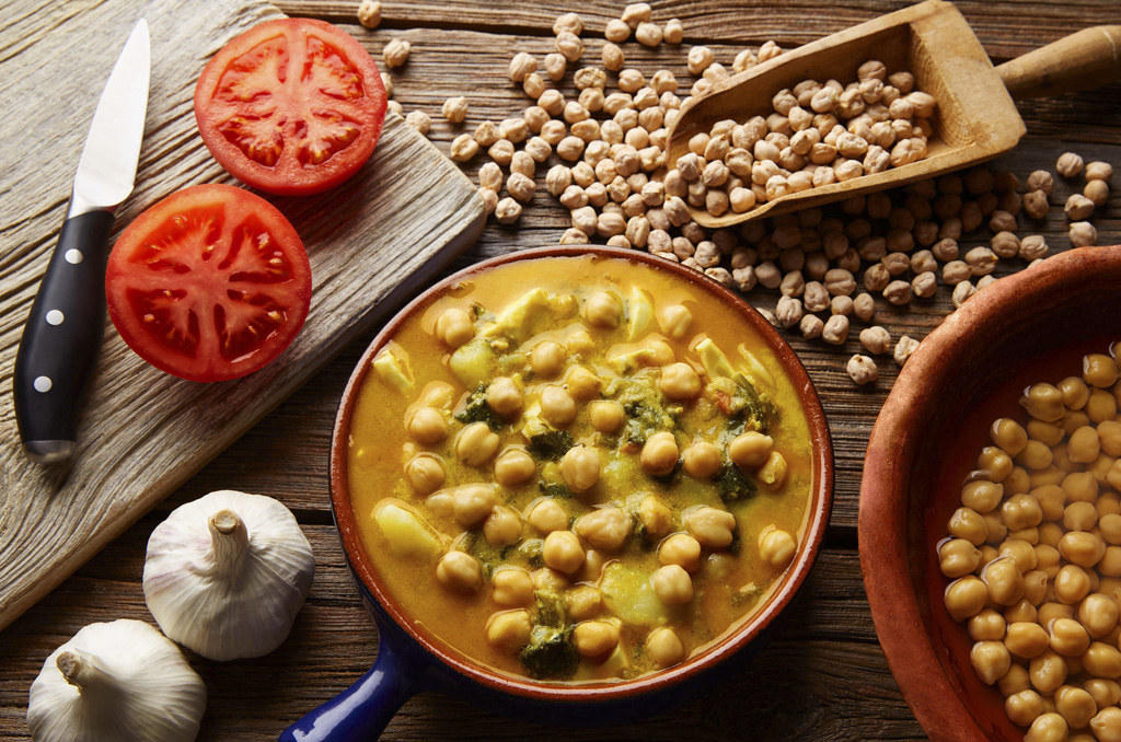 El potaje de garbanzos es una de las recetas de cuaresma más famosas