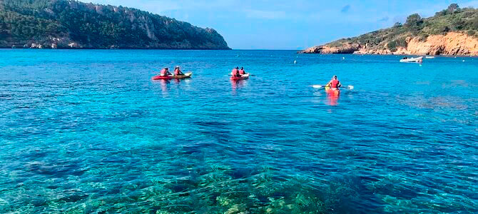 Kayak exploration around Mallorca
